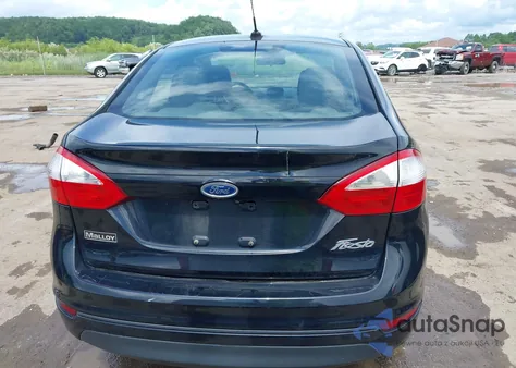 2019 Ford Fiesta S z USA, uszkodzony, nr VIN 3FADP4AJ2KM161970